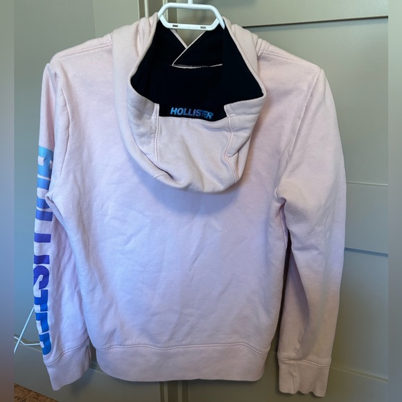 Hollister Hoodie - Picture 2 of 3
